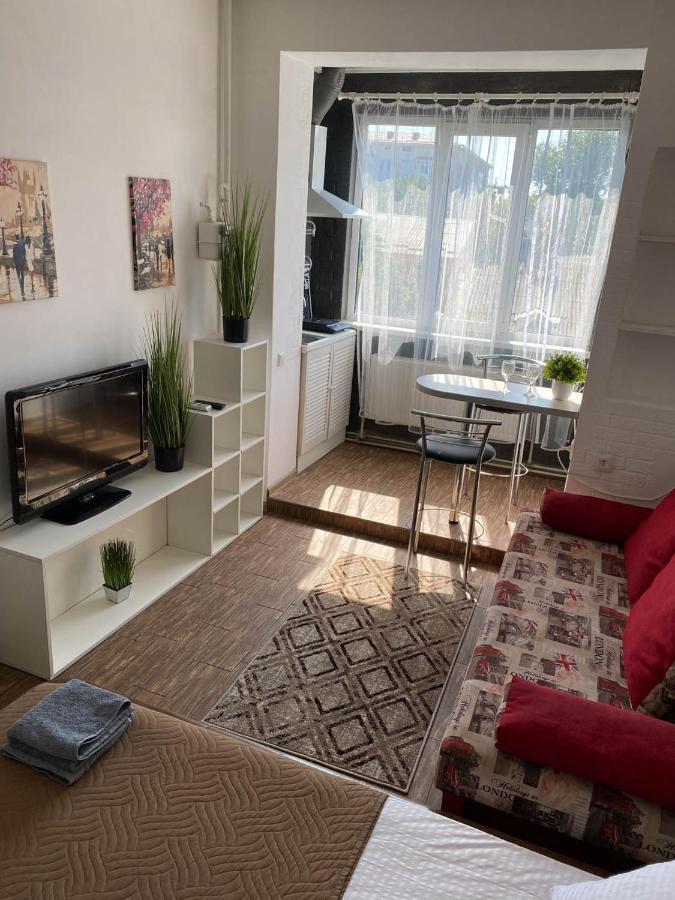 Well Located Studio - Yaroslavska Str. 21 Apartment Kharkiv Exterior photo